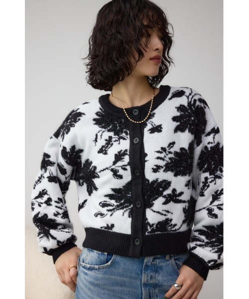 AZUL by moussy（アズールバイマウジー）の「2WAY花柄ジャガードカーディガン（カーディガン/ボレロ・レディース・ブラック系その他/グレー系その他・FREE）」の3枚目の写真
