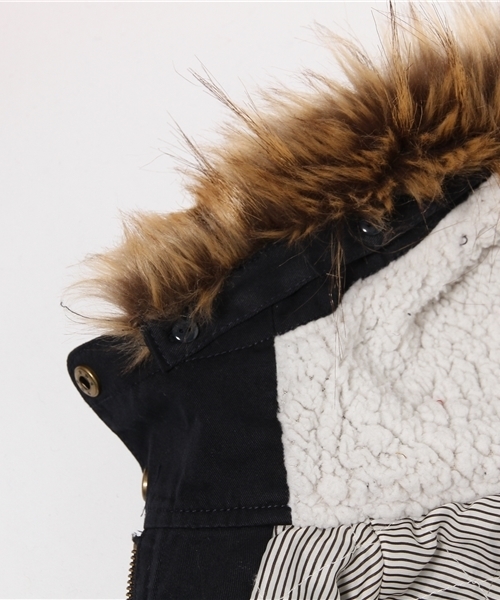 one after another NICE CLAUP（ワンアフターアナザーナイスクラップ）の「【ナイスクラップ】ファー付中綿ドルマンブルゾン（ブルゾン・レディース・カーキ/ネイビー/ベージュ・FREE）」の12枚目の写真