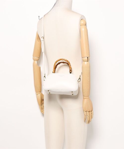 CHRISTIAN VILLA（クリスチャンヴィラ）の「【CHRISTIAN VILLA】バンブーハンドルミニバッグ(Q56407)（ハンドバッグ・レディース・ホワイト/ブラック・ALL）」の11枚目の写真