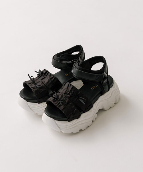 OLIVE des OLIVE（オリーブデオリーブ）の「シャーリングスポーツサンダル（サンダル・レディース・アイボリー/サックスブルー/ブラック・SMALL/MEDIUM/LARGE）」の21枚目の写真