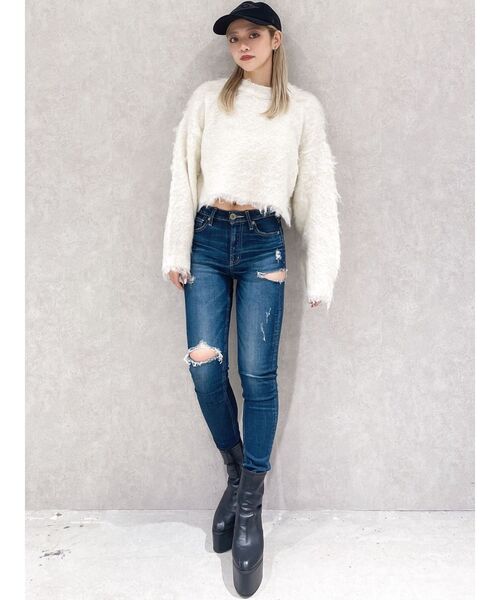 GYDA(ジェイダ)の「WEB限定!モヘアタッチシャギーショートニットトップス(ニット/セーター・レディース・アイボリー/グレー/チャコールグレー/ブルー・FREE)」の16枚目の写真