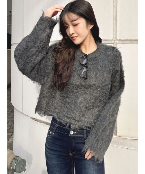 GYDA(ジェイダ)の「WEB限定!モヘアタッチシャギーショートニットトップス(ニット/セーター・レディース・アイボリー/グレー/チャコールグレー/ブルー・FREE)」の18枚目の写真