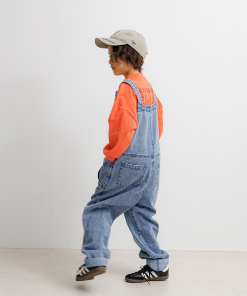 BAYFLOW（ベイフロー）の「[肩紐調節可能★]デニムサロペット(KIDS)（サロペット/オーバーオール・キッズ・インディゴブルー・150cm/130cm/110cm）」の12枚目の写真
