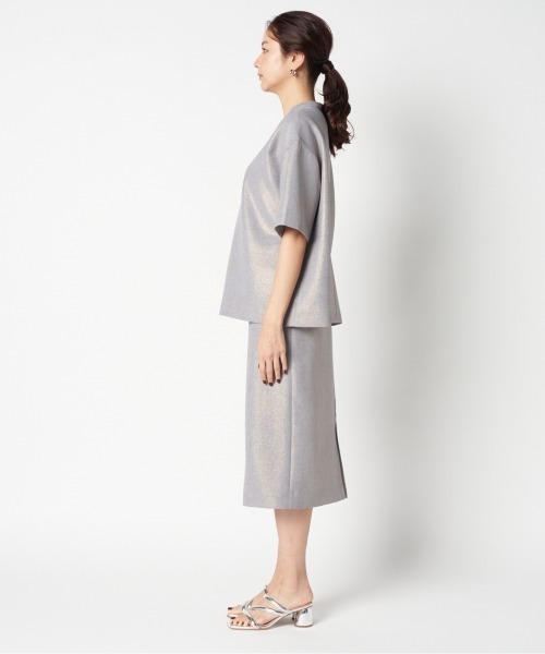HELIOPOLE（エリオポール）の「GLITTER TEE BLOUSE（シャツ/ブラウス・レディース・グレー/チャコールグレー・38）」の9枚目の写真