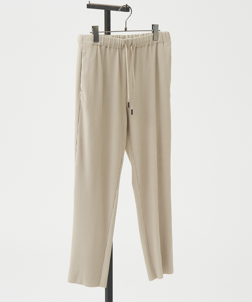 AH ABAHOUSE（エーエイチアバハウス）の「【AH ABAHOUSE/セットアップ対応】プリーツ イージー スラックス パンツ（その他パンツ・メンズ・ブラック/グレイッシュベージュ/チャコールグレー・46/48）」の3枚目の写真