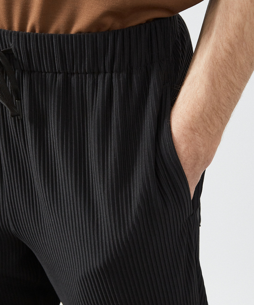 AH ABAHOUSE（エーエイチアバハウス）の「【AH ABAHOUSE/セットアップ対応】プリーツ イージー スラックス パンツ（その他パンツ・メンズ・ブラック/グレイッシュベージュ/チャコールグレー・46/48）」の8枚目の写真
