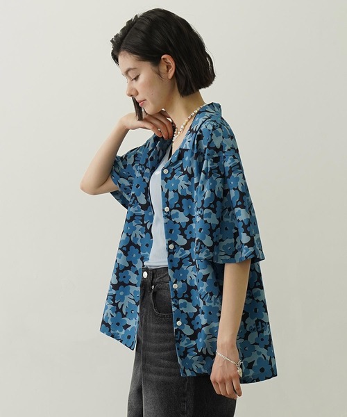 MILKFED.(ミルクフェド)の「FLORAL ALL OVER PATTERN SHIRT(シャツ/ブラウス・レディース・ブラウン/ライトピンク/ブルー・ONE SIZE)」の12枚目の写真