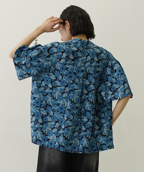 MILKFED.(ミルクフェド)の「FLORAL ALL OVER PATTERN SHIRT(シャツ/ブラウス・レディース・ブラウン/ライトピンク/ブルー・ONE SIZE)」の13枚目の写真