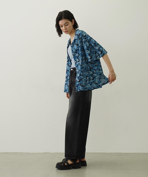 MILKFED.(ミルクフェド)の「FLORAL ALL OVER PATTERN SHIRT(シャツ/ブラウス・レディース・ブラウン/ライトピンク/ブルー・ONE SIZE)」の15枚目の写真