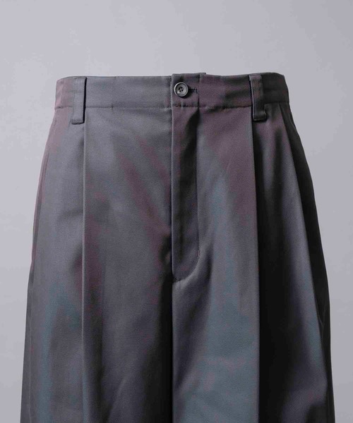 MAISON SPECIAL(メゾンスペシャル)の「《UNISEX》120/2/2 Suvin Cotton Gabardine Prime-Wide Two Tuck Pants/スヴィンコットンギャバジンプライムワイドツータックパンツ【MAISON SPECIAL/メゾンスペシャル】(その他パンツ・メンズ・ブラック/チャコールグレー/ブルー/ダークブルー・0/1/2)」の20枚目の写真