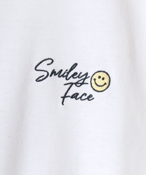SMILEY FACE(スマイリーフェイス)の「SMILEY FACE/スマイリーフェイス 吸水速乾/UVカット オーバーサイズ バックプリント ロゴ ワンポイント刺繍 半袖Tシャツ/レディース メンズ(Tシャツ/カットソー・レディース・ブルー系その他/ネイビー/ホワイト系その他/ホワイト/ブラック系その他4/ホワイト系その他3/ブラック系その他5/ブラック系その他3/ホワイト系その他2/ブラック系その他/ブラック系その他2/ブラック・M/LL/L)」の16枚目の写真