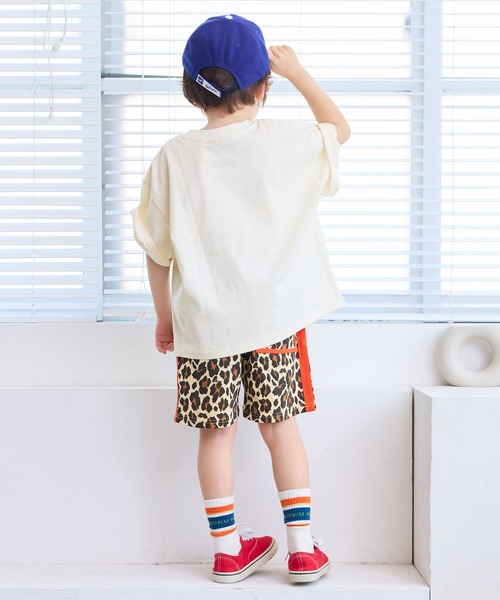 Life Support Products（ライフサポートプロダクツ）の「【COTTON from U.S.A】ビッグシルエットフォトプリントTシャツ（Tシャツ/カットソー・キッズ・ホワイト系1/ホワイト系2/ホワイト系3/ブラック系2/ホワイト系4/ブラック系1/ブラック系3/ブラック系4・150/110/80/90/95/100/120/130/140）」の19枚目の写真