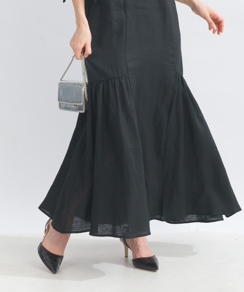 PICCIN PERLA（ピッチンペルラ）の「袖シャーリングフリルリネンワンピース（ワンピース・レディース・オレンジ/ブルー/ブラック・M）」の8枚目の写真