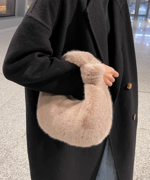 Mela（メラ）の「FUR HAND BAG（ハンドバッグ・レディース・アイボリー/グレー/ブラック/ホワイト/ベージュ/イエロー・FREE）」の22枚目の写真