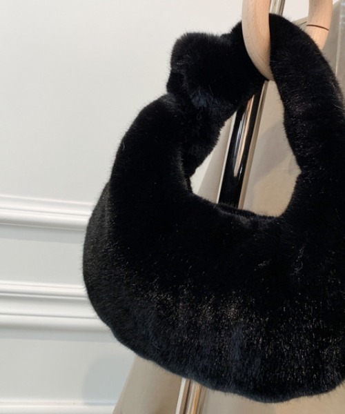 Mela（メラ）の「FUR HAND BAG（ハンドバッグ・レディース・アイボリー/グレー/ブラック/ホワイト/ベージュ/イエロー・FREE）」の14枚目の写真
