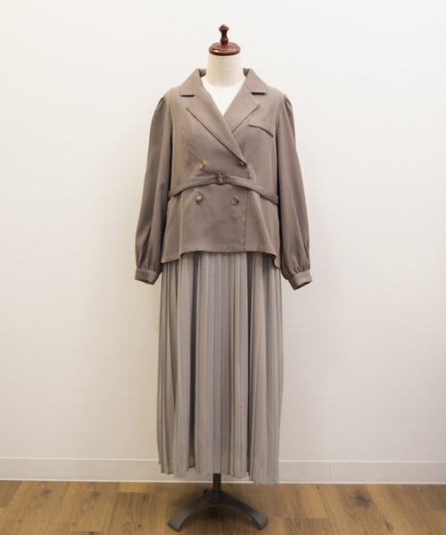 CLETTE(クレット)の「ドッキングプリーツワンピース(ワンピース・レディース・グレー/ピンク/ベージュ・4L/3L/LL)」の16枚目の写真