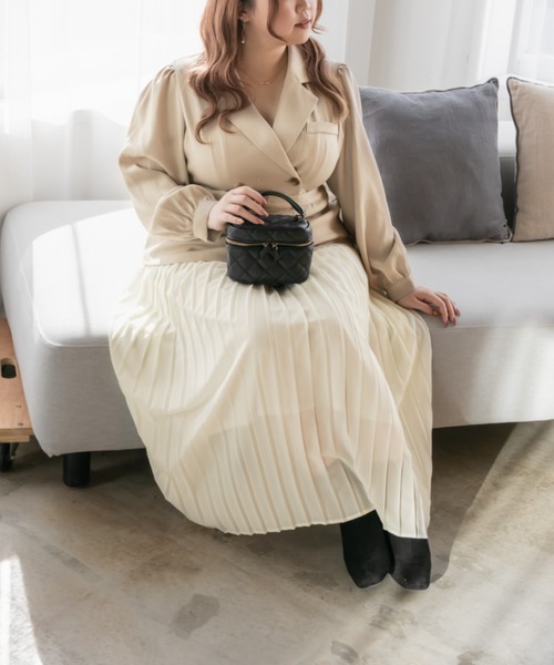 CLETTE(クレット)の「ドッキングプリーツワンピース(ワンピース・レディース・グレー/ピンク/ベージュ・4L/3L/LL)」の21枚目の写真