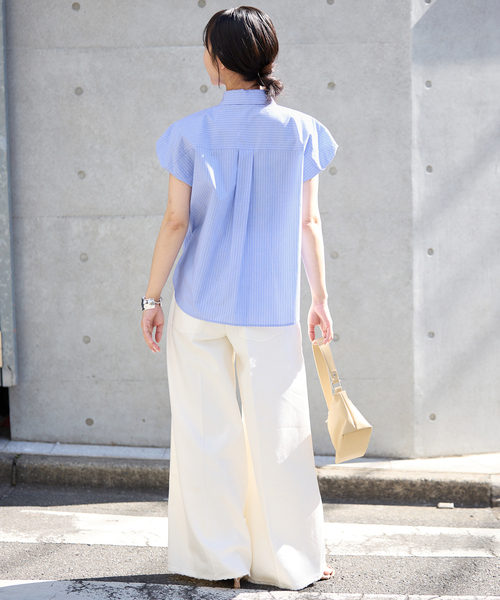 SLOBE IENA(スローブイエナ)の「《追加》バルーンスリーブブラウス(シャツ/ブラウス・レディース・ブルー/ベージュ/ホワイト・FREE)」の14枚目の写真