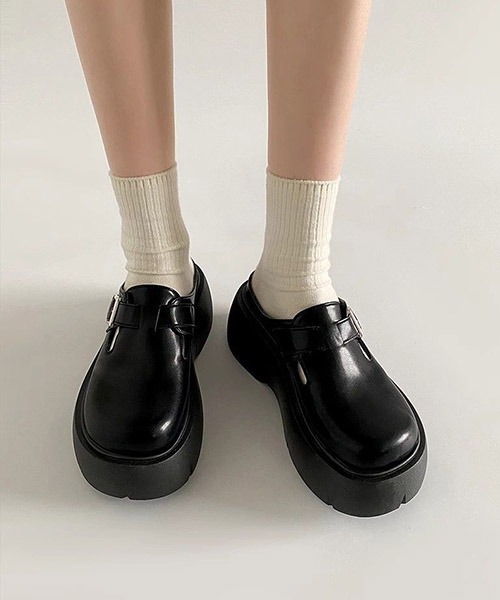 SVEC（シュベック）の「ベルトポイント 厚底 サボサンダル（サンダル・レディース・ブラウン/ブラック・40/39/38/37/36/35）」の10枚目の写真