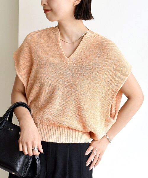 SHIPS(シップス)の「〈手洗い可能〉ポリエステル 麻 スキッパー プルオーバー(ニット/セーター・レディース・ブラック/ホワイト/オレンジ・ONE SIZE)」の3枚目の写真