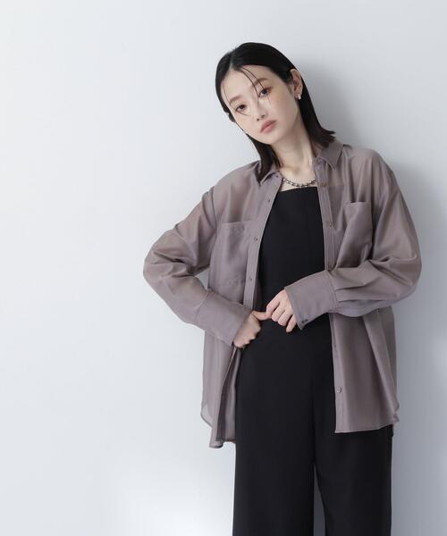 NATURAL BEAUTY BASIC(ナチュラルビューティーベーシック)の「◇シアーシャツシリーズ オーバーフォルム(シャツ/ブラウス・レディース・グレー/ダークブラウン/ベージュ・FREE)」の6枚目の写真