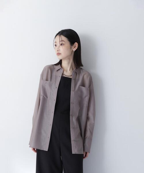 NATURAL BEAUTY BASIC(ナチュラルビューティーベーシック)の「◇シアーシャツシリーズ オーバーフォルム(シャツ/ブラウス・レディース・グレー/ダークブラウン/ベージュ・FREE)」の10枚目の写真