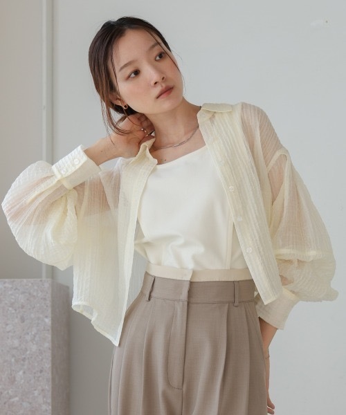 Bab(バブ)の「タックスリーブコンパクトシアーシャツブラウス(シャツ/ブラウス・レディース・ホワイト系その他/ベージュ/サックスブルー・MEDIUM)」の6枚目の写真