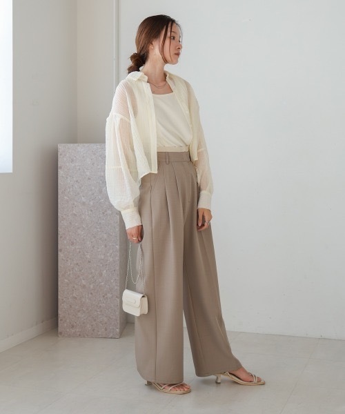 Bab(バブ)の「タックスリーブコンパクトシアーシャツブラウス(シャツ/ブラウス・レディース・ホワイト系その他/ベージュ/サックスブルー・MEDIUM)」の10枚目の写真