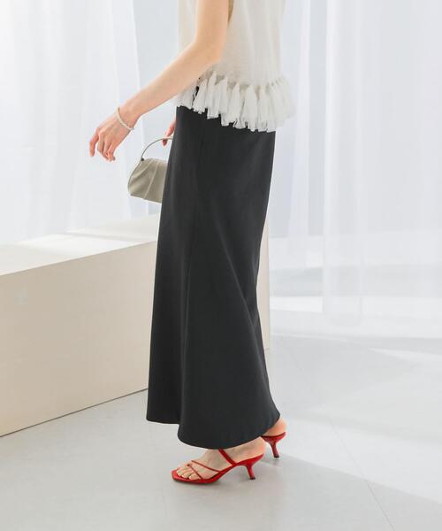 URBAN RESEARCH ROSSO WOMEN（アーバンリサーチ　ロッソ）の「接触冷感リネン混バイヤススカート（スカート・レディース・オフホワイト/チャコールグレー/グリーン系その他・36/38）」の3枚目の写真