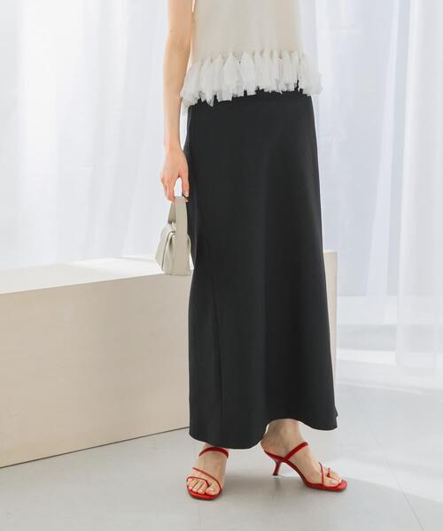 URBAN RESEARCH ROSSO WOMEN（アーバンリサーチ　ロッソ）の「接触冷感リネン混バイヤススカート（スカート・レディース・オフホワイト/チャコールグレー/グリーン系その他・36/38）」の18枚目の写真