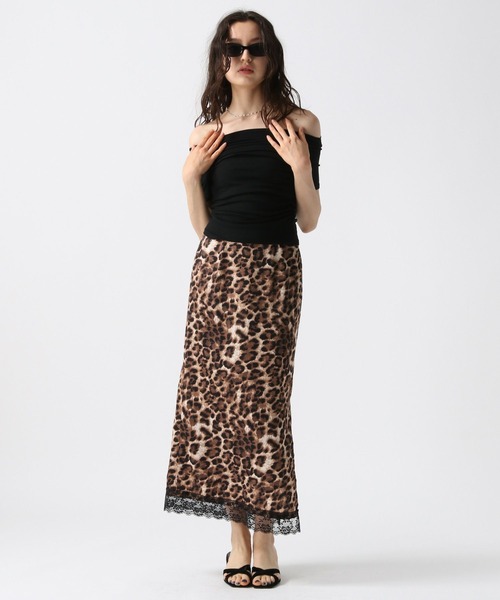 FOREVER 21（フォーエバー トゥエンティーワン）の「【2025SS】華奢見えオフショルドレープＴシャツ（Tシャツ/カットソー・レディース・ブラック/オフホワイト/グレー/ピンク・FREE）」の21枚目の写真