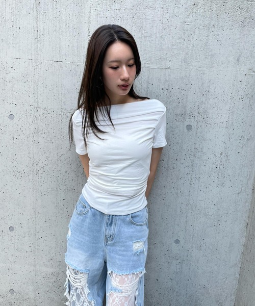 FOREVER 21（フォーエバー トゥエンティーワン）の「【2025SS】華奢見えオフショルドレープＴシャツ（Tシャツ/カットソー・レディース・ブラック/オフホワイト/グレー/ピンク・FREE）」の16枚目の写真