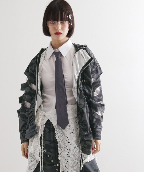 tk.TAKEO KIKUCHI（ティーケータケオキクチ）の「K’PJT by AOI 『Lightweight Parka』（パーカー・レディース・ブラック系/ブラック・66）」の4枚目の写真