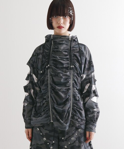 tk.TAKEO KIKUCHI（ティーケータケオキクチ）の「K’PJT by AOI 『Lightweight Parka』（パーカー・レディース・ブラック系/ブラック・66）」の14枚目の写真