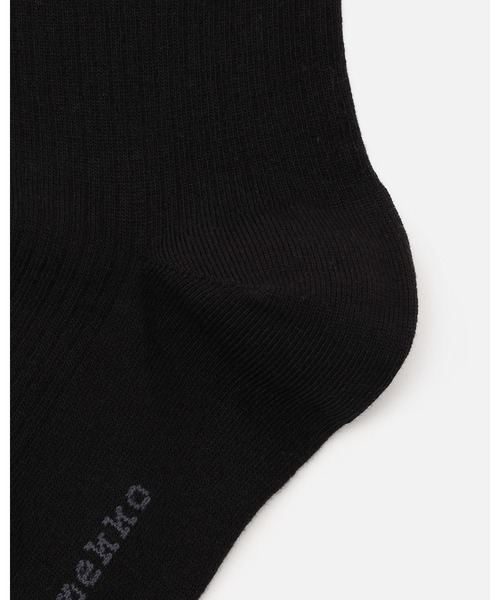 marimekko(マリメッコ)の「Taipuisa Unikko / socks(ソックス/靴下・レディース・ブラック/ホワイト・34/37/40/43)」の7枚目の写真