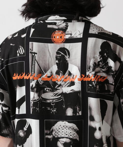 ◆boohoo◆イタリア バーシティTシャツ / cobalt セール】CITY COUNTRY CITYx LONNIE LISTON SMITH/シティ