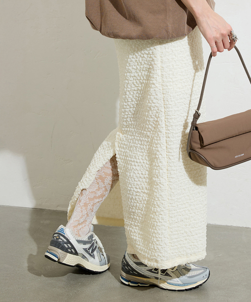 JOURNAL STANDARD（ジャーナルスタンダード）の「シャーリングフィットスカート（スカート・レディース・ホワイト/ブラック・FREE）」の2枚目の写真