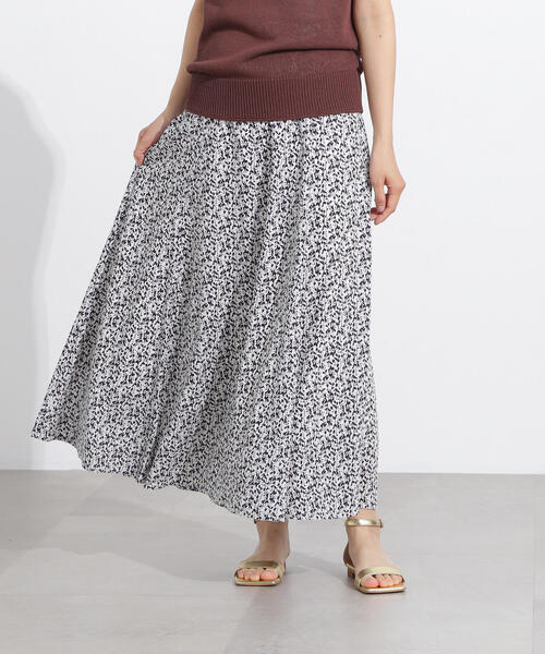 N.（N. Natural Beauty Basic）（エヌエヌナチュラルビューティーベーシック）の「【PS/低身長サイズ】フラワープリントAラインスカート（スカート・レディース・ホワイト系その他/ブラック系その他・MEDIUM/P/S）」の14枚目の写真