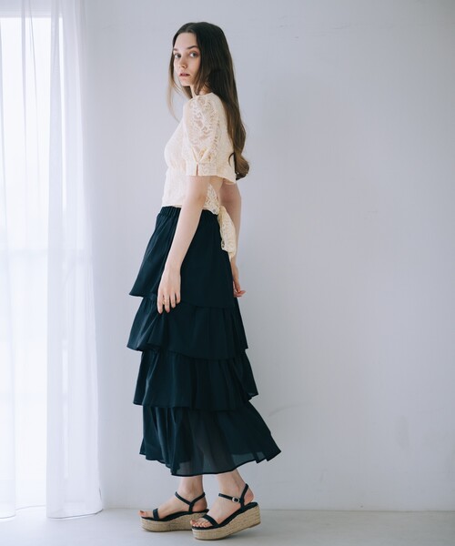 SELFIST(セルフィスト)の「バックリボンレースブラウス Vネック 夏服 フェミニン きれいめ(シャツ/ブラウス・レディース・ブラック/アイボリー・フリー)」の16枚目の写真