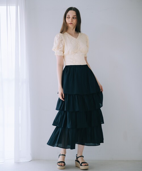 SELFIST(セルフィスト)の「バックリボンレースブラウス Vネック 夏服 フェミニン きれいめ(シャツ/ブラウス・レディース・ブラック/アイボリー・フリー)」の18枚目の写真