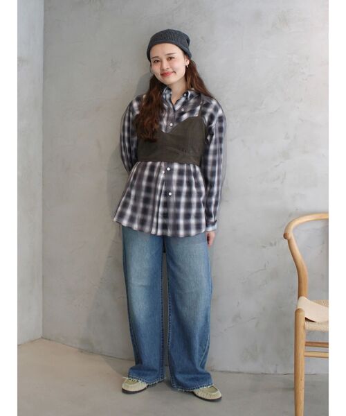 Ungrid(アングリッド)の「フェイクハラコローファー(ローファー・レディース・ベージュ/ブラウン・L/M/S)」の6枚目の写真