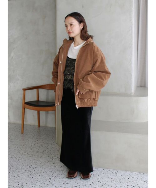 Ungrid(アングリッド)の「フェイクハラコローファー(ローファー・レディース・ベージュ/ブラウン・L/M/S)」の7枚目の写真