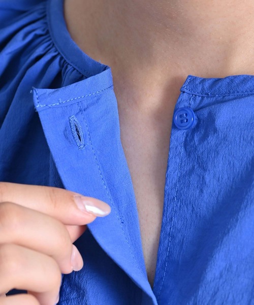 RAW FUDGE（ローファッジ）の「バルーンケープブラウス（シャツ/ブラウス・レディース・ブラック/オフホワイト/ブルー・M）」の21枚目の写真