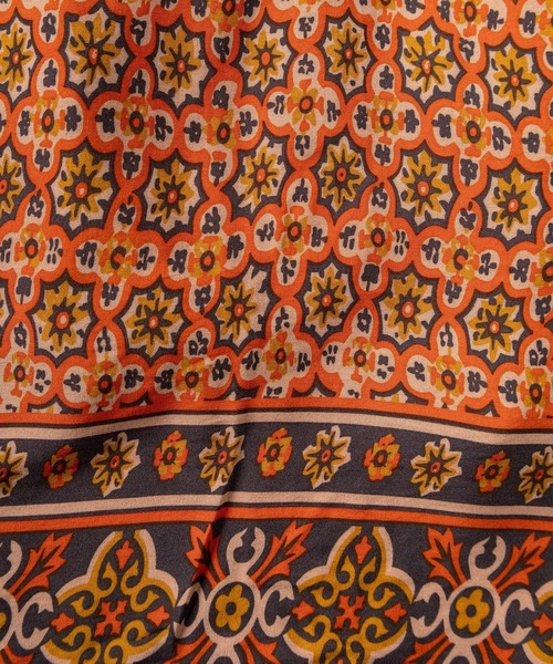 make a ray!(メイク ア レイ!)の「【78】とろみドレープ 総柄プリント オープンカラー 半袖シャツ/オーバーサイズ/ユニセックス(シャツ/ブラウス・メンズ・アイボリー/ブラック系その他/オレンジ/グリーン/ブラック系その他2/ライトブルー/ブラック/ホワイト/ネイビー/レッド/サックスブルー・M/L/XL)」の15枚目の写真