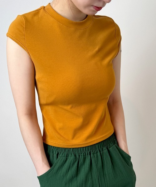 NANAHACHI(ナナハチ)の「スーパースリムフィット 半袖Tシャツ(Tシャツ/カットソー・レディース・レッド/ライム/グリーン/キャメル/ブラック/ブラウン/ホワイト・FREE)」の6枚目の写真