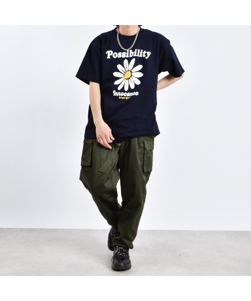 MODISH GAZE（モディシュガゼ）の「【MODISH GAZE】デイジープリントTシャツ  半袖 Possibility（Tシャツ/カットソー・メンズ・ブラック/ネイビー/ホワイト・MEDIUM/LARGE/X-LARGE）」の7枚目の写真