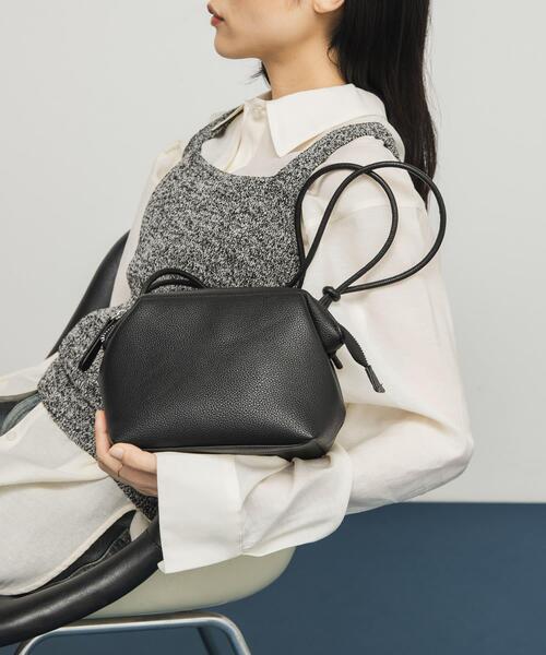 KBF（ケイビーエフ）の「ガマグチミニBAG（ショルダーバッグ・レディース・ブラック/キャメル・ONE）」の2枚目の写真