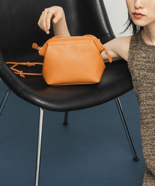 KBF（ケイビーエフ）の「ガマグチミニBAG（ショルダーバッグ・レディース・ブラック/キャメル・ONE）」の21枚目の写真