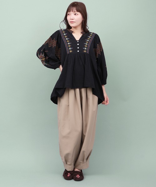チチカカ（チチカカ）の「Rico フェズ刺繍モチーフブラウス（シャツ/ブラウス・レディース・ブラック/ブルーグリーン/ホワイト・FREE）」の6枚目の写真