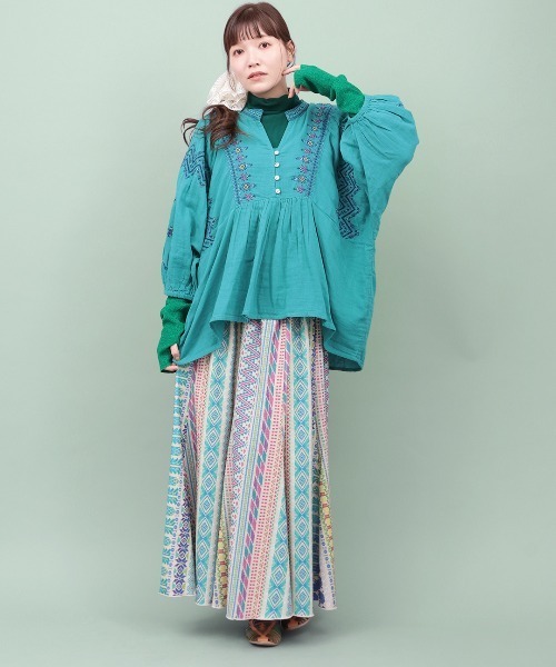 チチカカ（チチカカ）の「Rico フェズ刺繍モチーフブラウス（シャツ/ブラウス・レディース・ブラック/ブルーグリーン/ホワイト・FREE）」の9枚目の写真